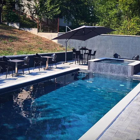 Kuca Za Odmor Dogic - Bazen & Jacuzzi Villa Ilidža